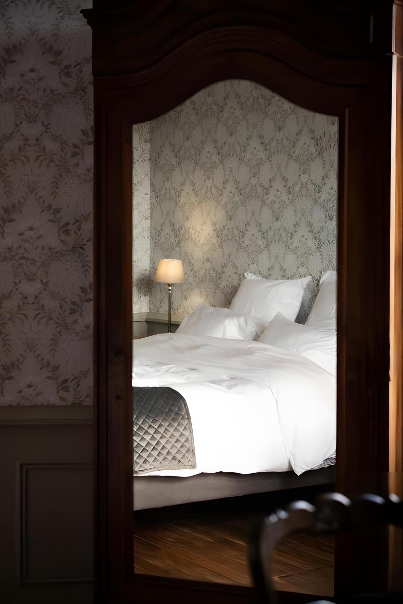 Bed and Breakfast Domaine De La Briouse Sanxay Esterno foto