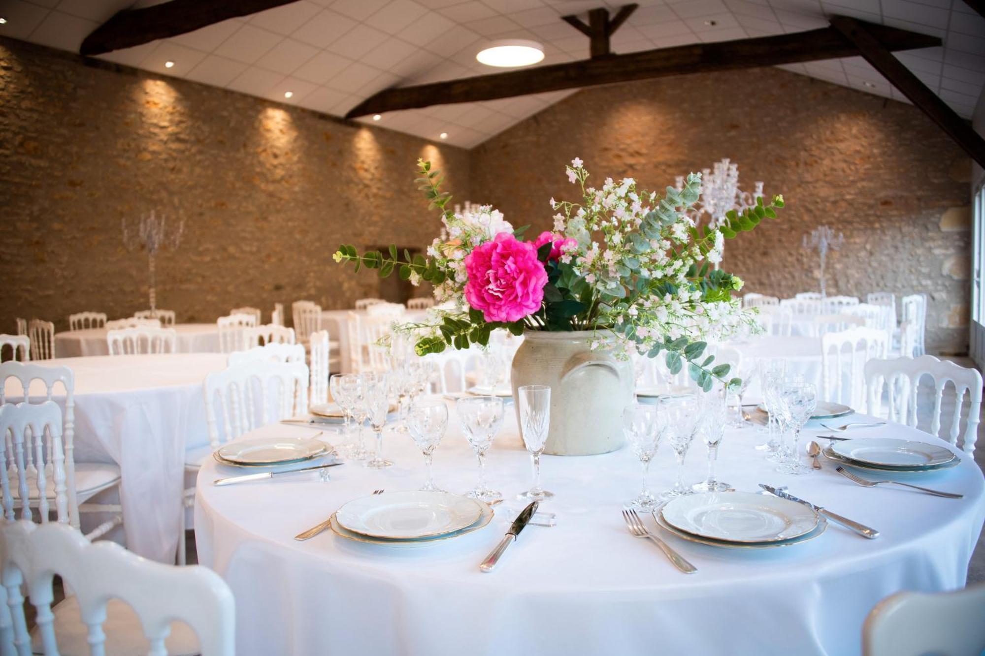 Bed and Breakfast Domaine De La Briouse Sanxay Esterno foto